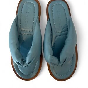 Vicenza Puffy Thong Sandal Teal SZ EU 39/US 8*